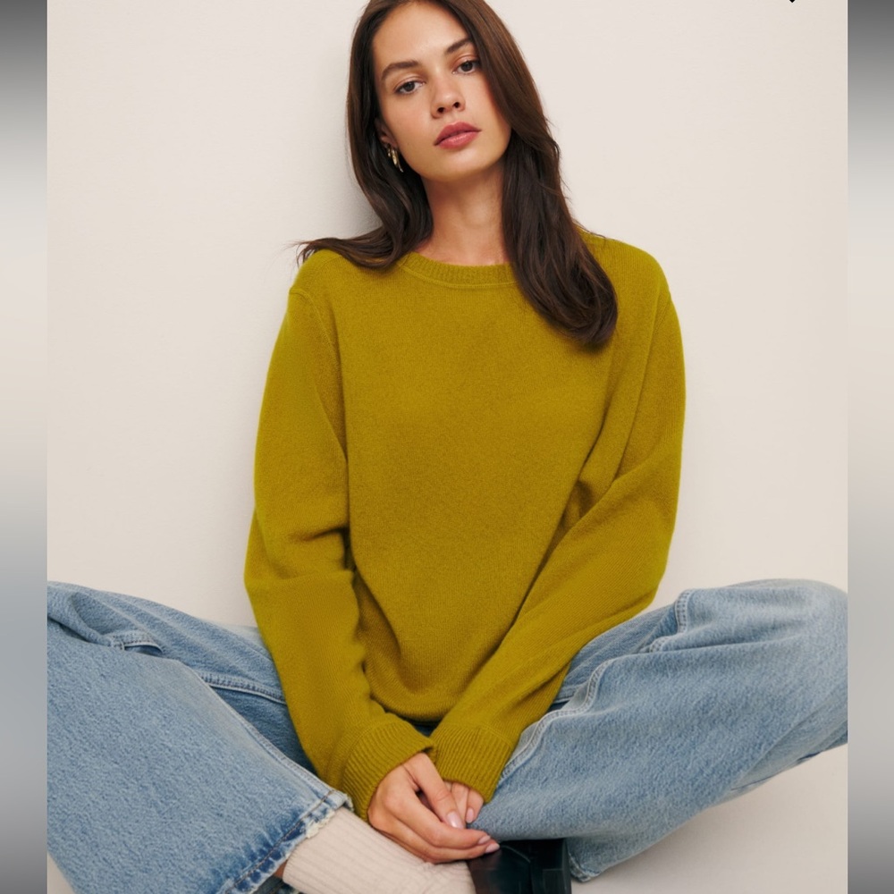 Reformation Cashmere Boyfriend Sweater in Topaz